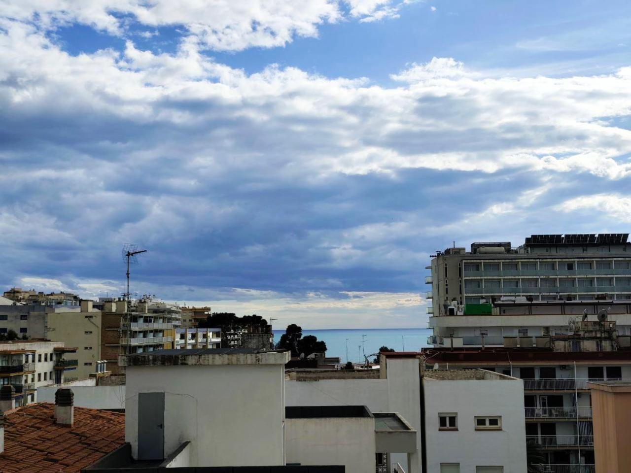 Comfy Apartment In Salou Exteriör bild